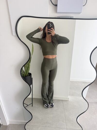 SEMIOXFORD VERDE MILITAR LÍNEA LICRA ACANALADA