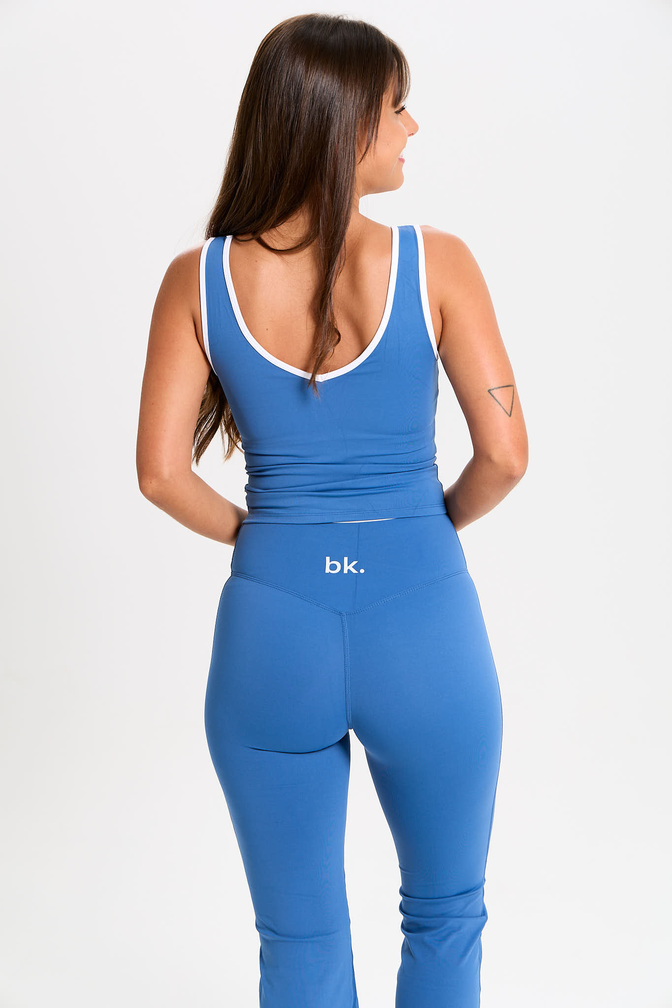 CO2A0383
